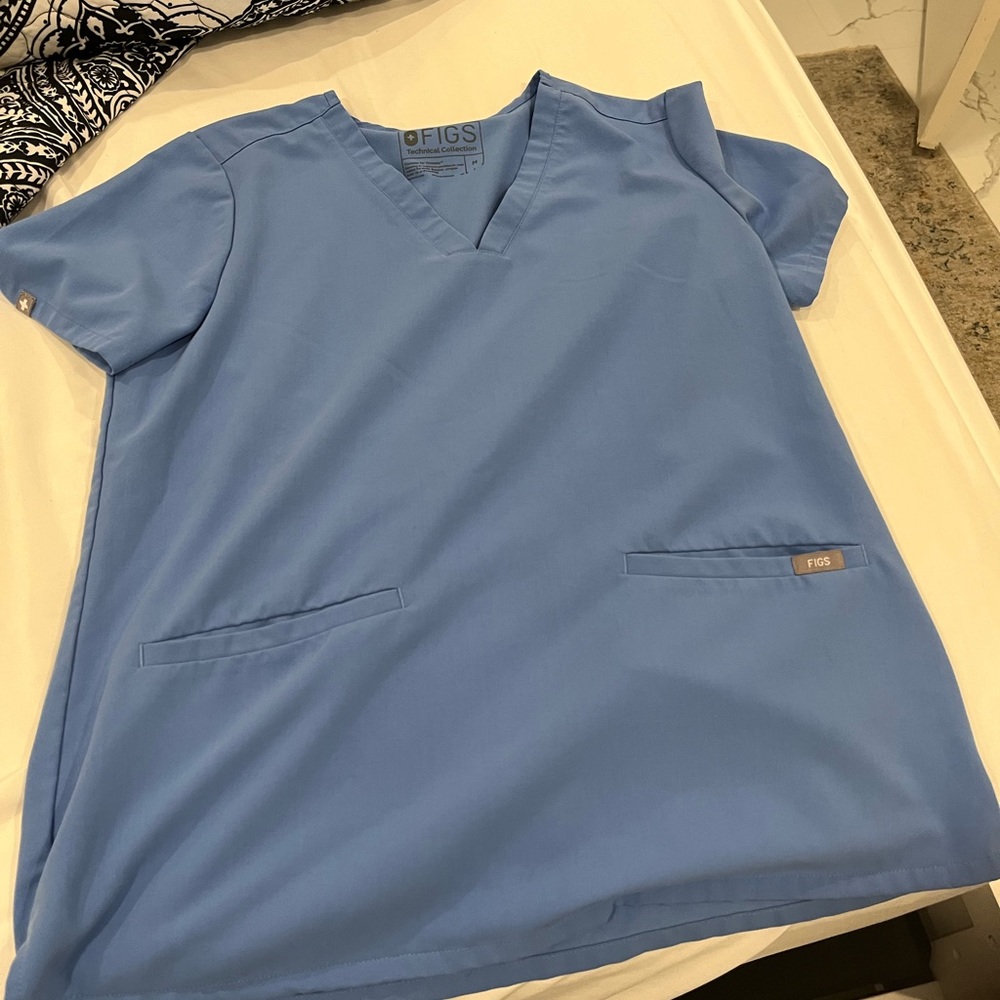 Ceil blue figs scrub shirt and pants